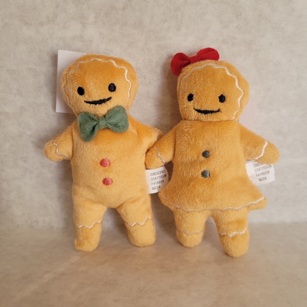 Target Bullseye Mini Gingerbread Boy and Girl